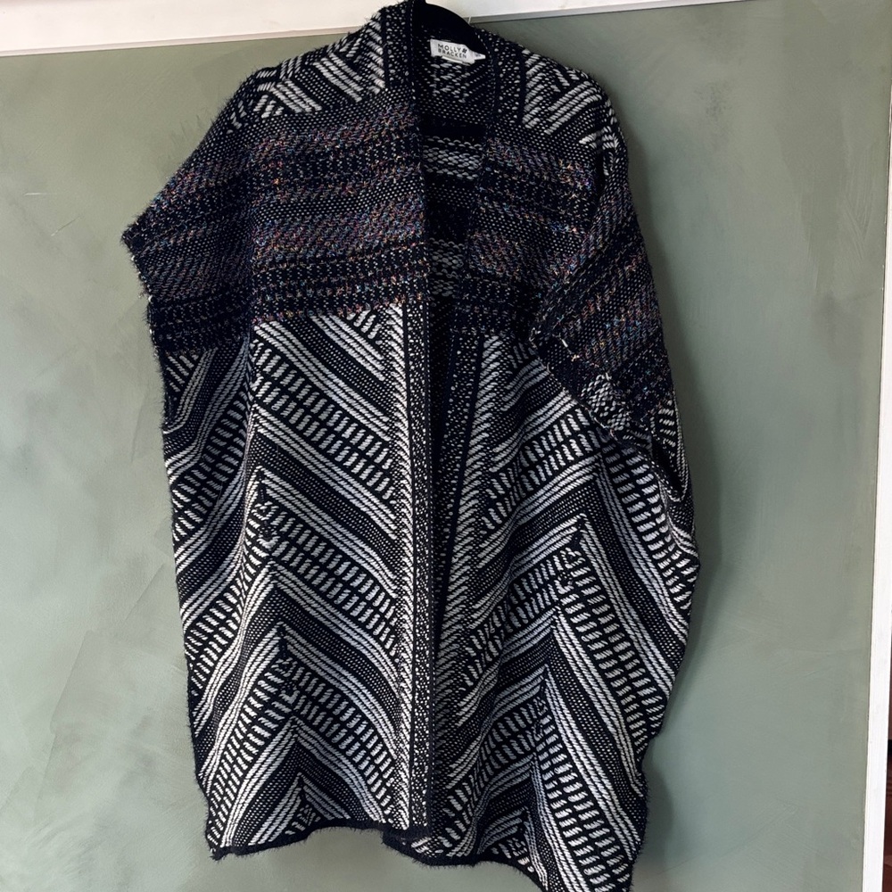 Anthro black and White Chevron Women's Sweater